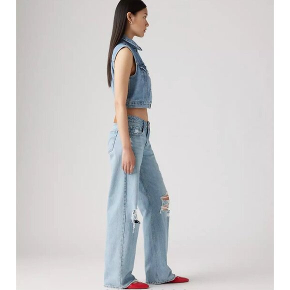 Levi’s Women’s Low Loose Premium Jeans, 26x30, Probably OK Light Wash - Picture 4 of 6